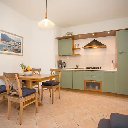 Comlex Maja In Tar Gostinjska kuća 4*